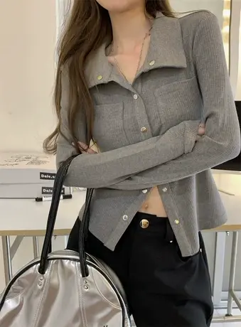 灰色内搭打底衫女秋季小众设计感新款韩版衬衫气质别致长袖上衣潮图片