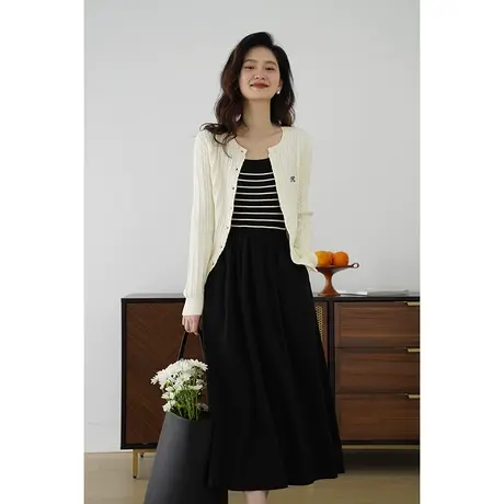 嘉茱莉2024新款麻花针织开衫外套女圆领针织上衣设计感针织外套商品大图