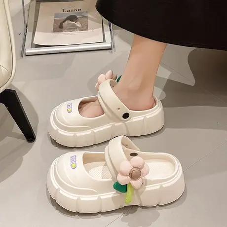 可爱花朵洞洞鞋女款外穿2023夏季新款网红超火厚底踩屎感沙滩拖鞋商品大图