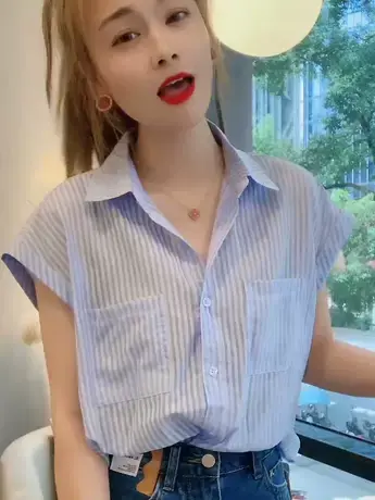 2023夏季新款韩版设计感竖条纹POLO领短袖衬衫女洋气减龄小衫衬衣商品大图