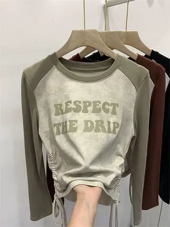 欧货爆款2023早秋新款显瘦圆领拼接字母印花抽绳短款长袖T恤女潮图片