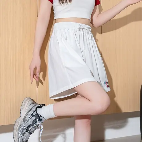 唐狮夏季新款休闲短裤女宽松休闲彩色绣花户外阔腿短裤商品大图