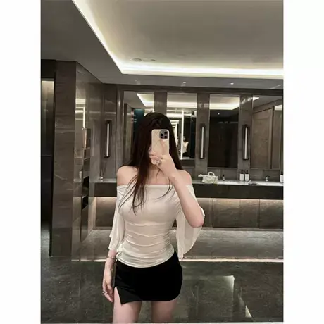 Onoev~纯欲气质韩女修身荡领一字肩上衣修身显瘦辣妹喇叭袖T恤图片