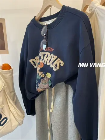 好可爱！韩国卡通理发师女孩印花圆领婴儿绒加厚保暖卫衣女外套潮商品大图