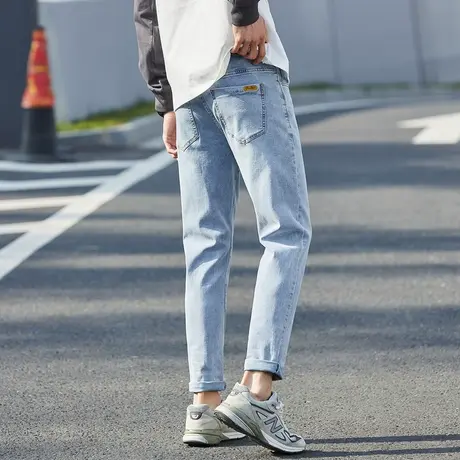 唐狮24春季新款牛仔裤男修身弹力小脚裤潮流百搭经典浅色裤子男图片