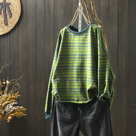 绿色条纹t恤女宽松大板短款2024春装复古港味设计感洋气套头上衣商品大图