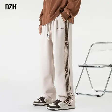 男生杏色直筒卫裤男春季2024年新款垂感裤子男款阔腿裤宽松运动裤商品大图