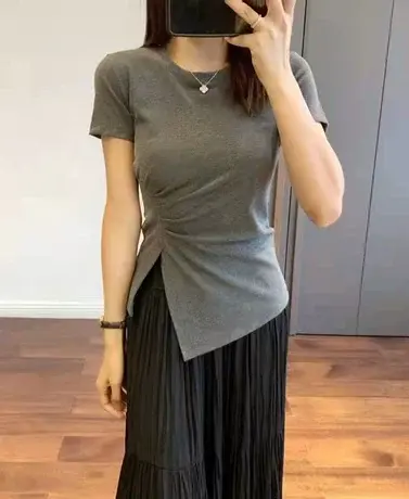 洋气侧腰太阳褶开叉短袖T恤上衣女夏季新款韩版纯色百搭打底衫ins图片