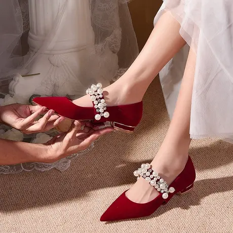 爱丽拉平底婚鞋女2024新款春季秀禾服婚纱两穿中式低跟孕妇不累脚商品大图