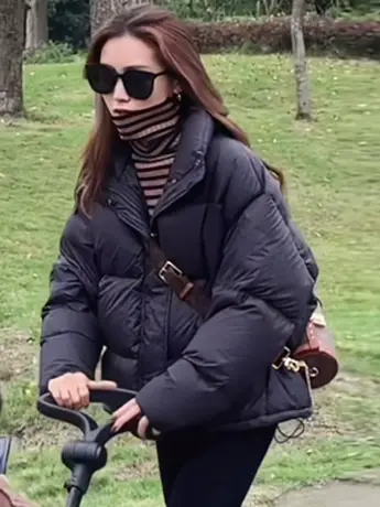 2023冬季新款羽绒服女短款白鸭绒面包服韩版小个子宽松时尚上衣潮图片