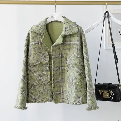 【直播】粉红大布娃娃小香风毛边格纹短毛呢外套图片