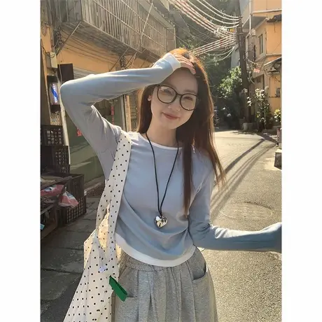 SOINKU假两件拼接圆领正肩长袖t恤女秋冬高级显瘦撞色打底衫外穿商品大图