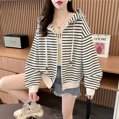 早秋连帽卫衣女春秋韩版宽松薄款小个子学生百搭短款条纹上衣外套图片