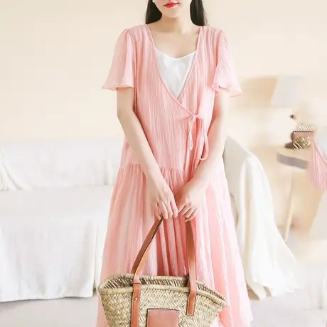 胖妹妹夏2023新品天丝大裙摆短袖连衣裙 大码法式V领绑带设计长裙图片