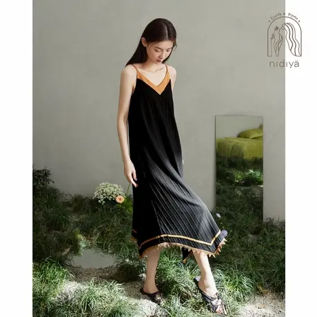 妮狄娅睡衣睡裙女夏季纯棉时尚v领吊带长裙可外穿特色度假家居服商品大图