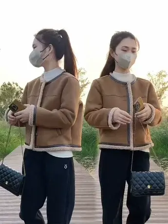 美拉德洋气小香风外套2023新款女冬短款女小个子羊羔毛加厚棉衣潮商品大图