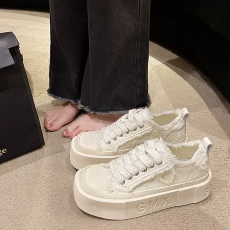 网红同款帆布小白鞋子女厚底2023新款夏季超火小香风休闲增高板鞋图片