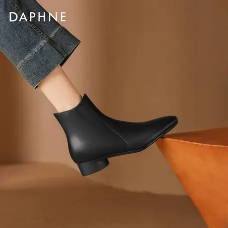 达芙妮粗跟短靴女2025秋冬新款马丁靴瘦瘦靴尖头黑色及踝靴子皮靴图片