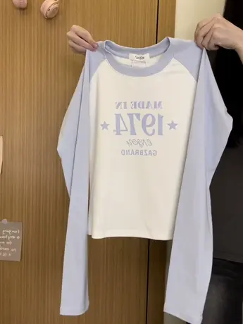 红续美式复古字母插肩长袖T恤女学院风修身显瘦内搭上衣秋冬新款图片