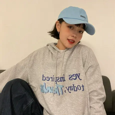 红续简约字母薄款连帽卫衣女宽松百搭小个子长袖情侣款春秋新款图片