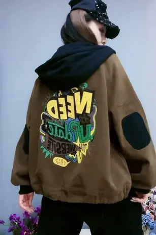 2023秋冬新款欧货宽松连帽休闲上衣涂鸦印花开衫加绒加厚短外套潮图片