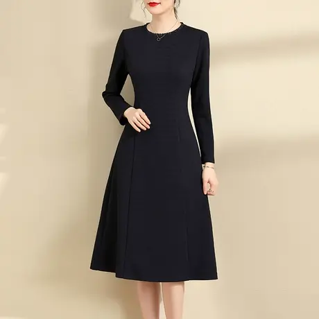 【1件7.9折】冬季新品法式时尚圆领打底裙百搭显瘦长袖针织连衣裙商品大图