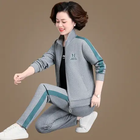 年轻妈妈休闲运动服套装2023年春季新款时尚洋气中老年女装三件套图片