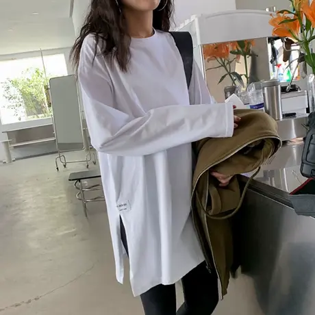 2021春秋新款白色开叉打底衫女内搭宽松韩版长袖t恤女百搭洋气潮图片