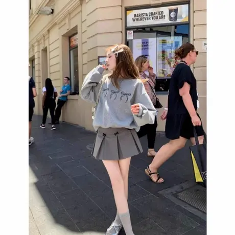 高级感美式复古灰色短款圆领加绒oversize卫衣女2025新款爆款早秋商品大图