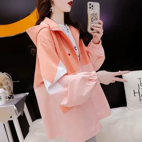春秋薄款连帽工装外套女2024新款春季宽松休闲洋气百搭设计感上衣图片