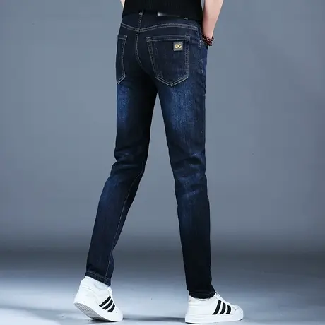 男士高端潮牌蓝色牛仔裤男款春秋2024新款弹力修身小脚裤子潮流男图片