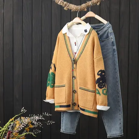 秋冬2022新款休闲宽松V领长袖针织开衫女文艺提花双口袋毛衣外套图片