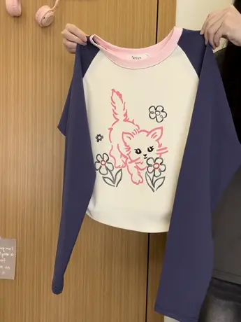 红续卡通猫咪撞色插肩短款长袖T恤女小个子收腰内搭上衣秋冬新款图片