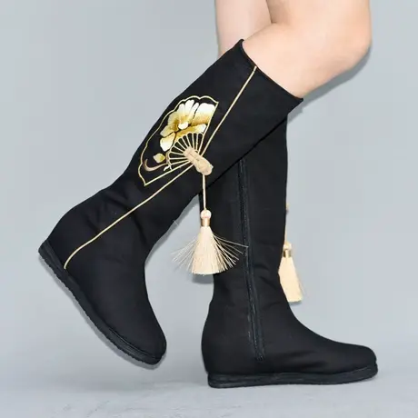 汉舞冬季老北京民族风刺绣新品千层底绣花女布鞋内增高筒长靴密扇商品大图