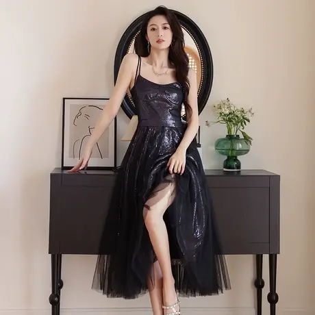 高级感惊艳黑色年会礼服平时可穿女装法式网纱修身性感吊带连衣裙图片