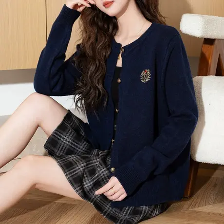 唐狮秋冬英伦风刺绣针织开衫女春秋外套高级感简约气质上衣女tu图片