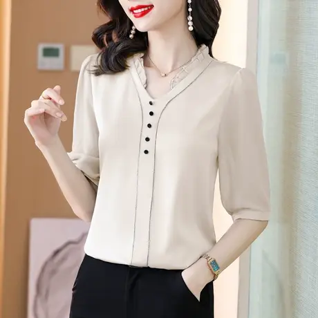 潮牌t恤2023新款短袖女夏季设计感别致缎面桑蚕丝上衣漂亮v领小衫图片