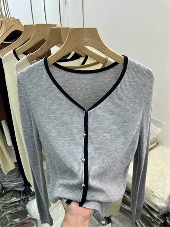 单排扣直筒针织开衫螺纹V领长袖女2023年早秋新款上衣显瘦打底衫商品大图