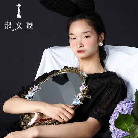 淑女屋旗舰店2022新品气质女神范法式复古蕾丝贵族蓬蓬女式连衣裙图片