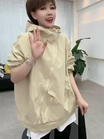 2023春季新品连帽风衣女宽松遮肉设计感休闲时尚纯色斜拉链冲锋衣商品大图