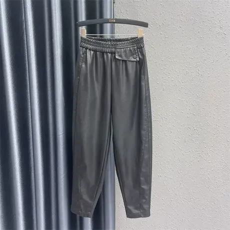 欧货纽扣设计感休闲裤23秋季新款黑色松紧腰时尚百搭PU皮哈伦裤女图片