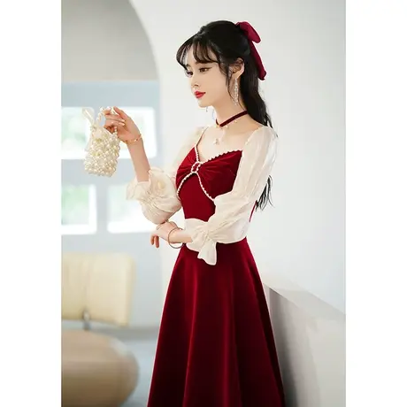 订婚礼服女红色连衣裙夏季敬酒服新娘高级感小个子平时可穿便装图片