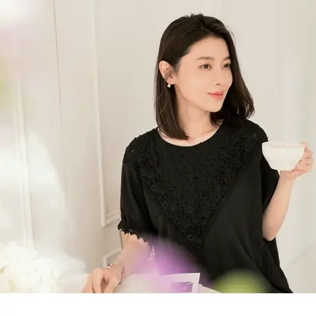 桔熊夏季黑色蕾丝拼接雪纺衫圆领短袖薄款上衣女大码AB17014图片