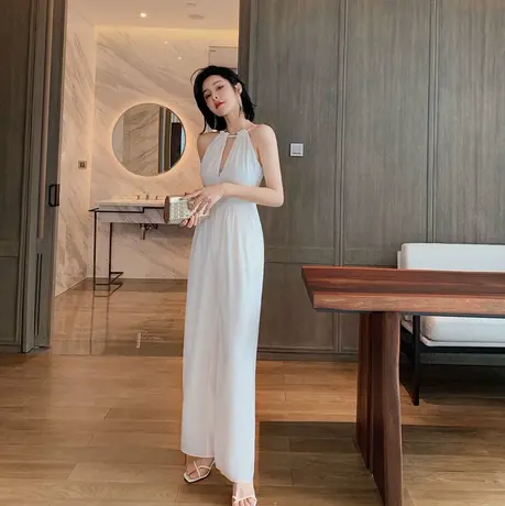 连身裤网红垂直休闲裤直筒连体裤2024新款露背性感显瘦白色连衣裤商品大图