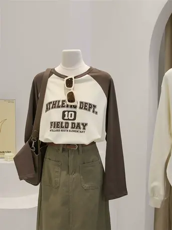 美式复古字母印花撞色拼接长袖T恤女春秋设计感宽松百搭圆领上衣商品大图