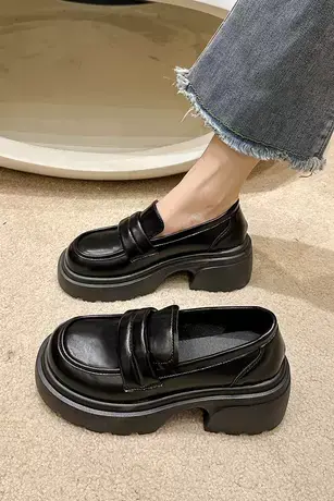 英伦风黑色粗跟小皮鞋子女2023年春秋季新款百搭一脚蹬乐福高跟鞋图片