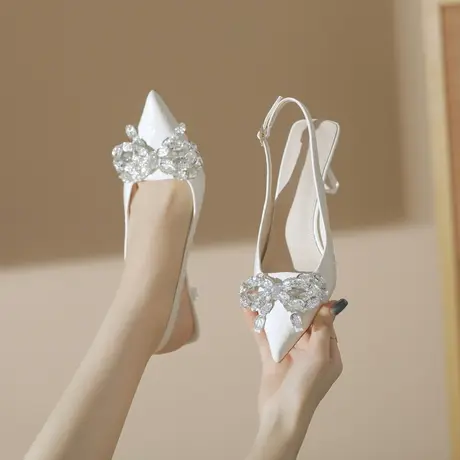 2023年夏季新款包头凉鞋法式水钻蝴蝶结温柔晚晚风尖头细跟高跟鞋图片