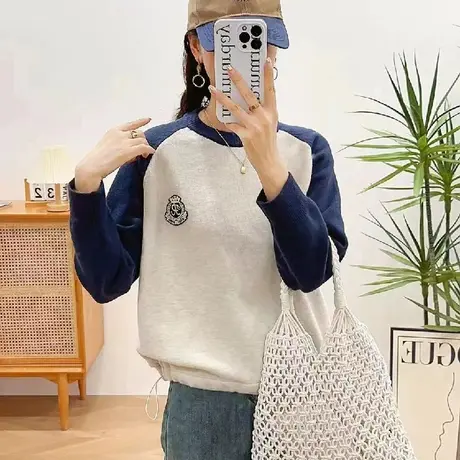 秋冬圆领宽松女士短款小个子毛衣女款2023年新款冬季爆款拼色上衣图片