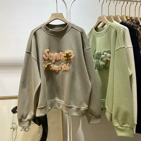 春季韩版个性减龄立体花过装饰毛圈棉字母圆领长袖卫衣女宽松上衣商品大图