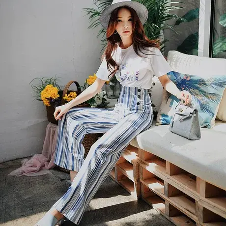 粉红大布娃娃2022新款春秋时尚气质双排扣条纹长裤高腰阔腿裤女图片